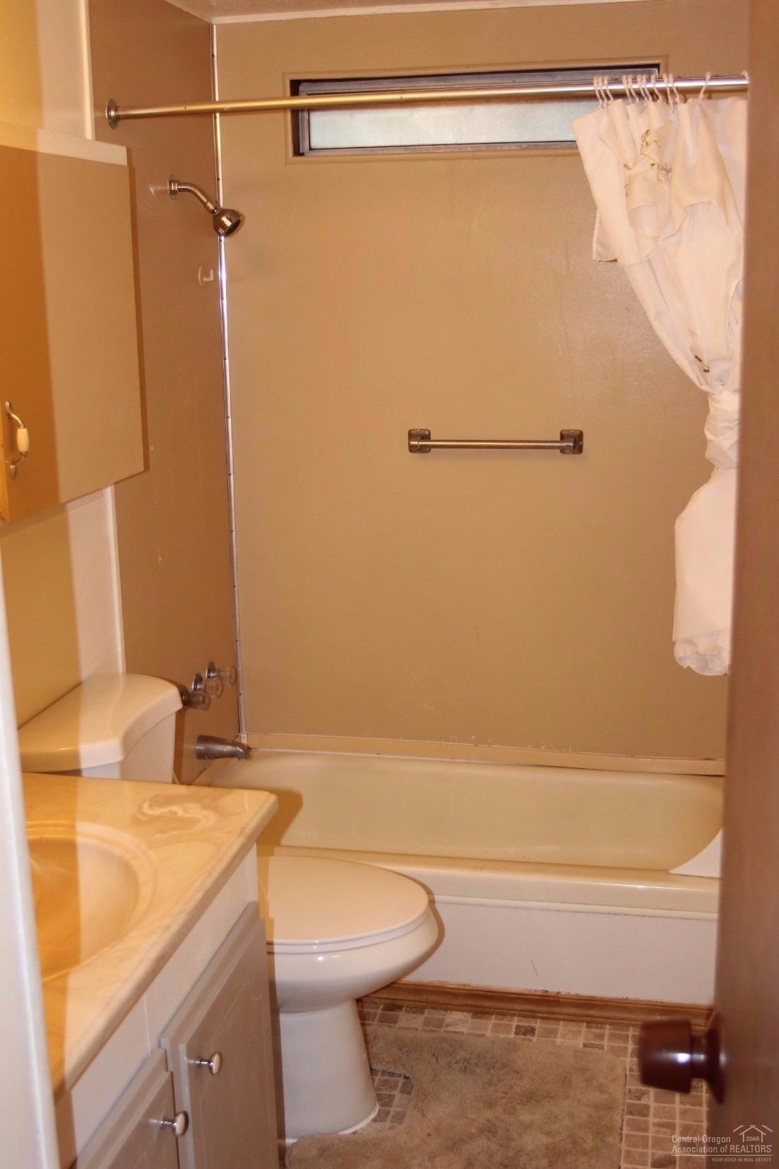1001 Southeast 15th Street, Bend, OR 97702