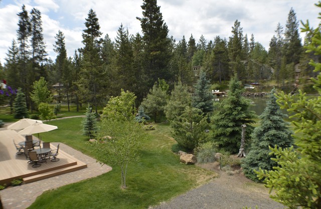 17227 Merganser Dr, Bend, OR 97707