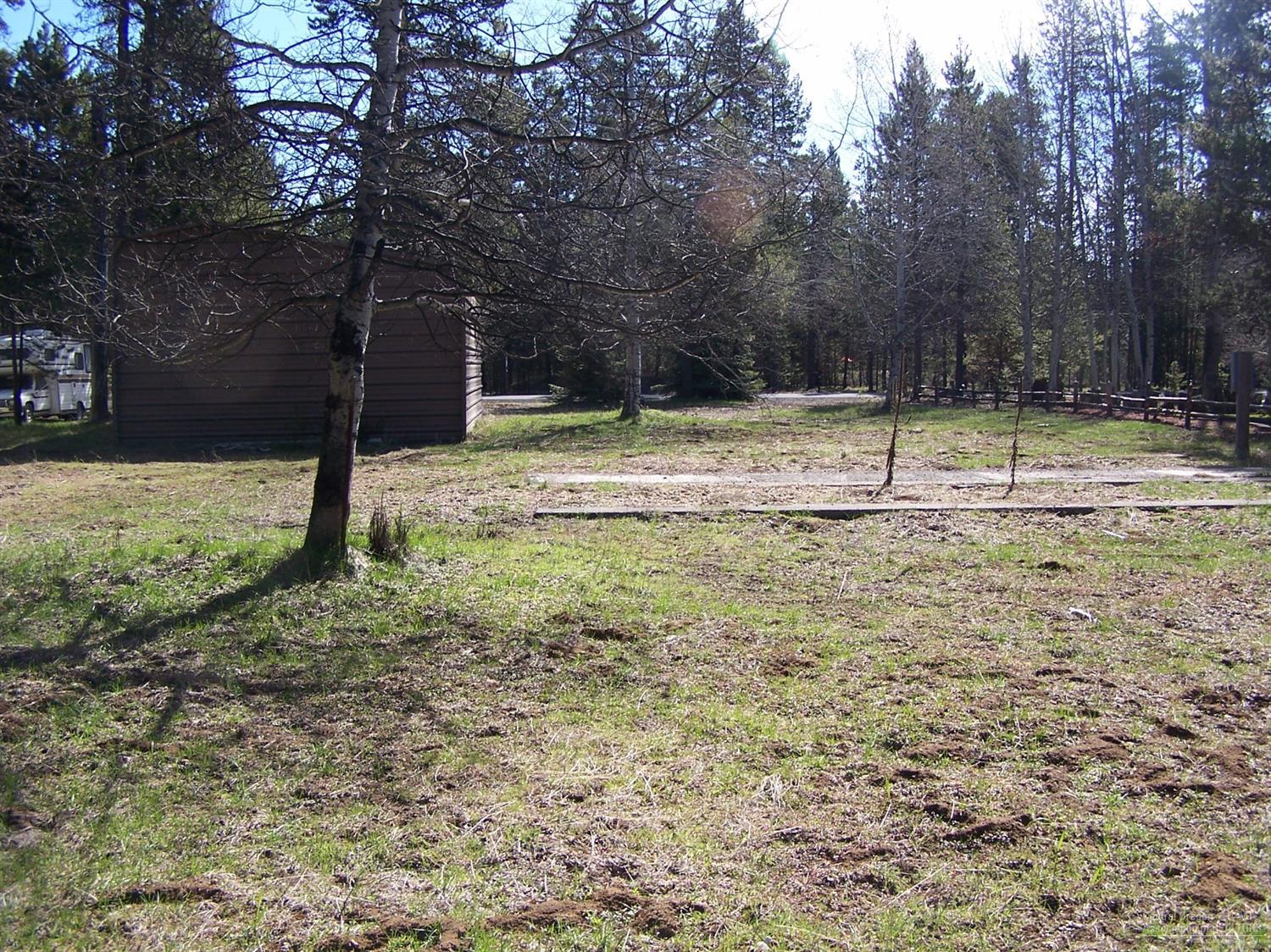 55627 Southwest Swan Road, Bend, OR 97707