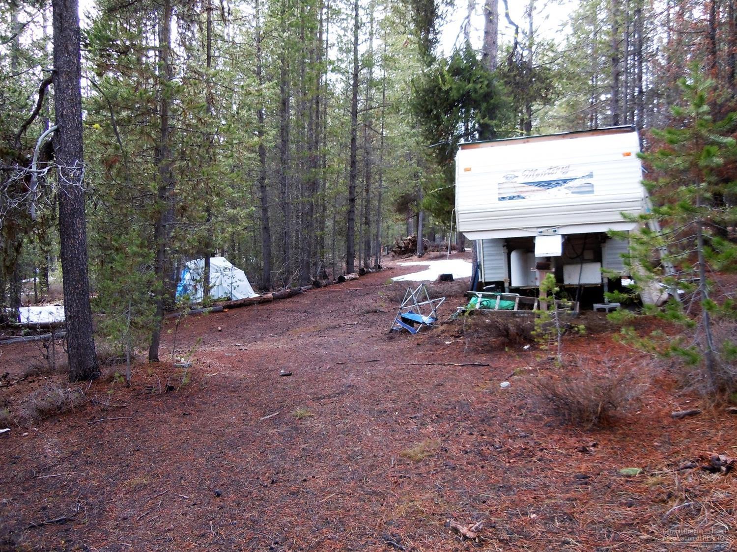 142051Karen Lane, Crescent Lake, OR 97733
