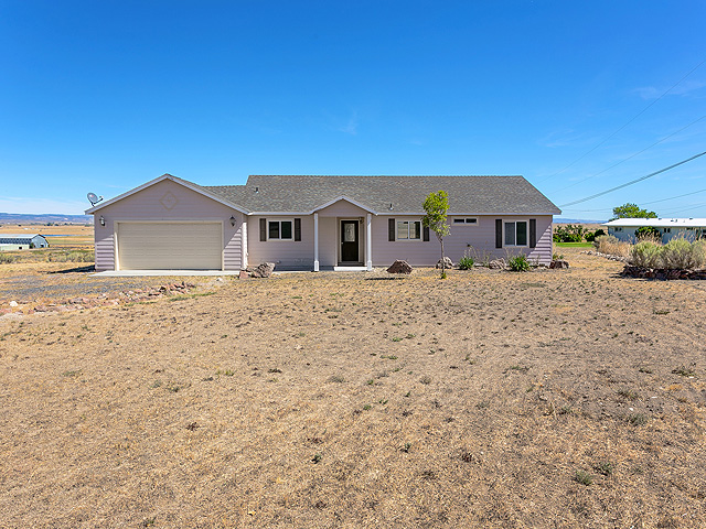 542 Dapple Grey StHines, OR, 97738Harney County