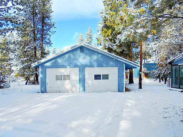 745 Hackett DriveLa Pine, OR, 97739Klamath County