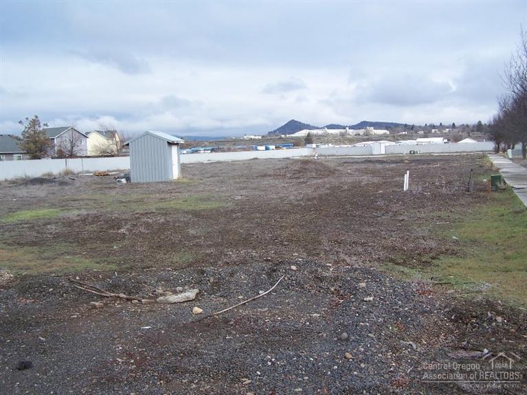 1420 Northwest Breann Loop, Prineville, OR 97754