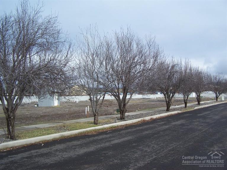 1420 Northwest Breann Loop, Prineville, OR 97754