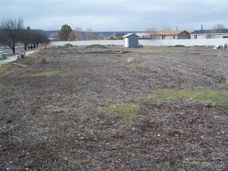 1420 Northwest Breann Loop, Prineville, OR 97754