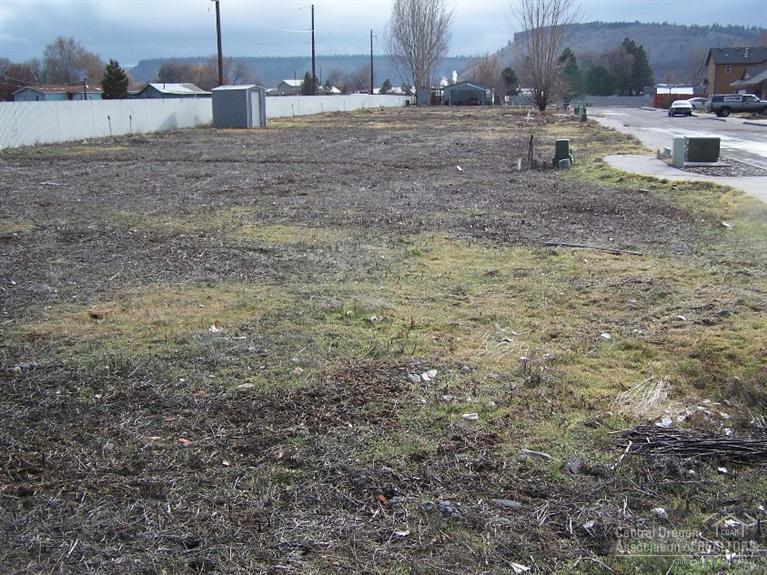 1420 Northwest Breann Loop, Prineville, OR 97754