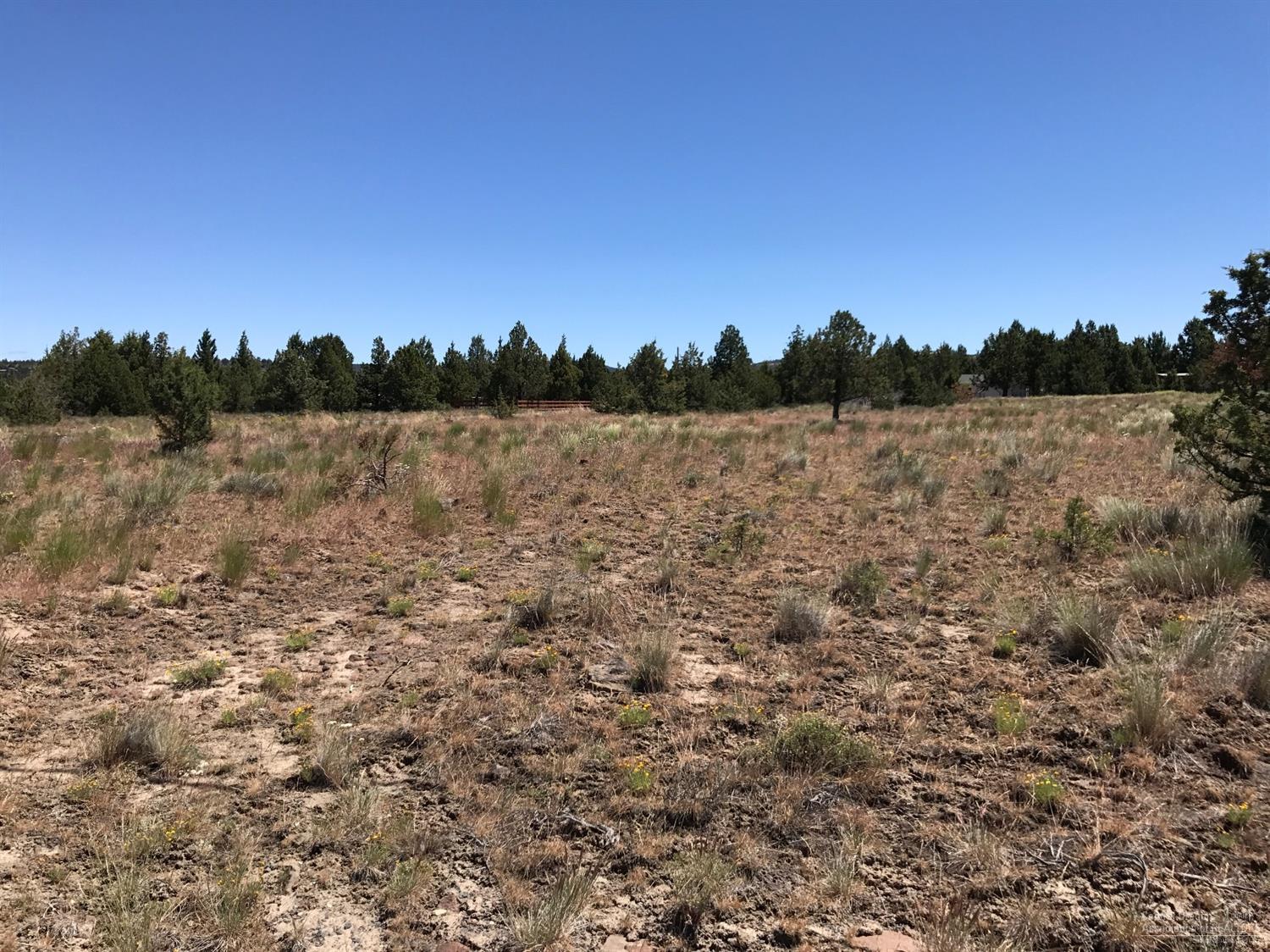 4756 Southeast Sioux Loop, Prineville, OR 97754