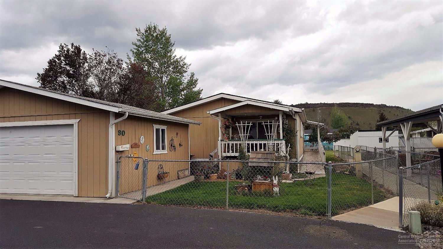 185 Northwest Harwood Street, Prineville, OR 97754