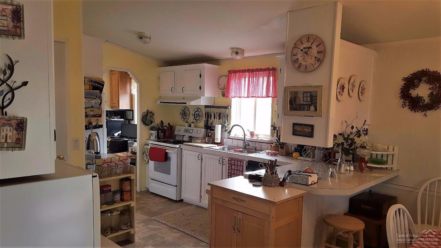 185 Northwest Harwood Street, Prineville, OR 97754