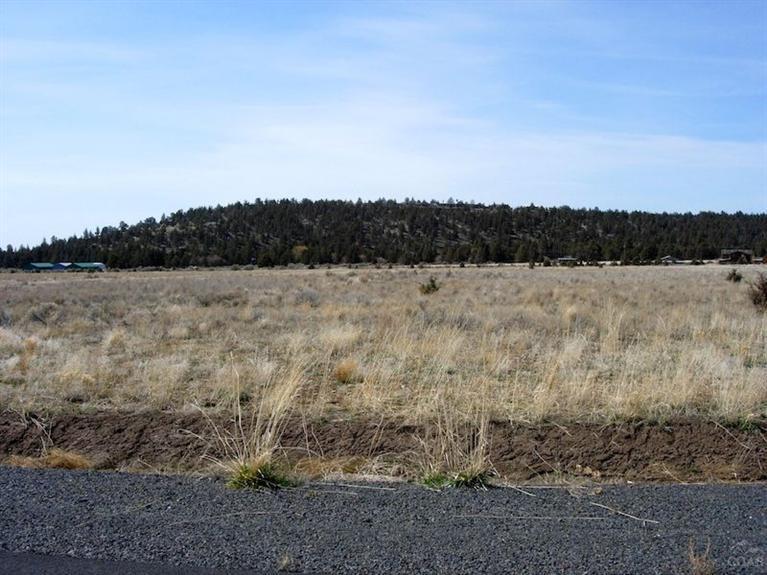 12323-TL 705 Southeast Redtail Lane, Prineville, OR 97754