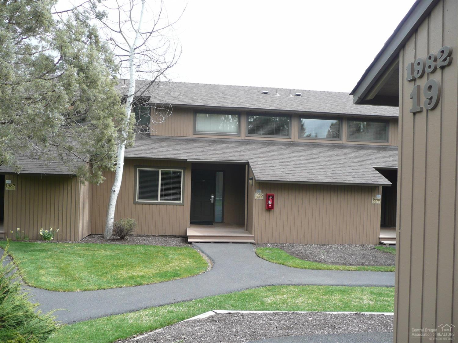 195-18-ERedtail Hawk Drive, Redmond, OR 97756