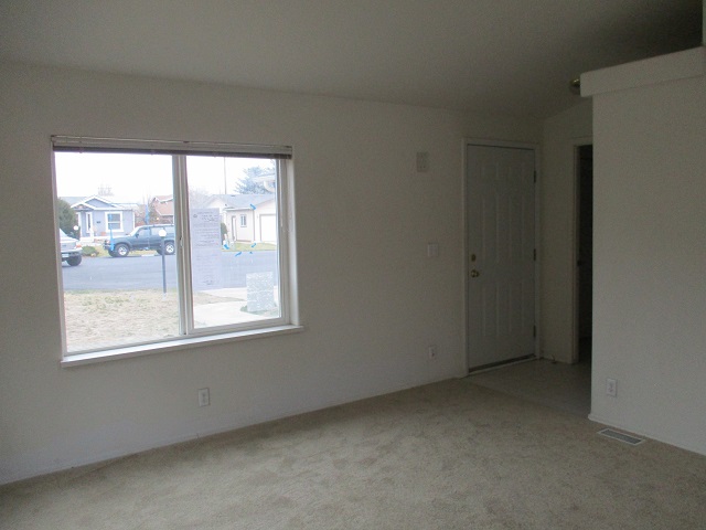 1640 NE 6th StreetRedmond, OR, 97756Deschutes County