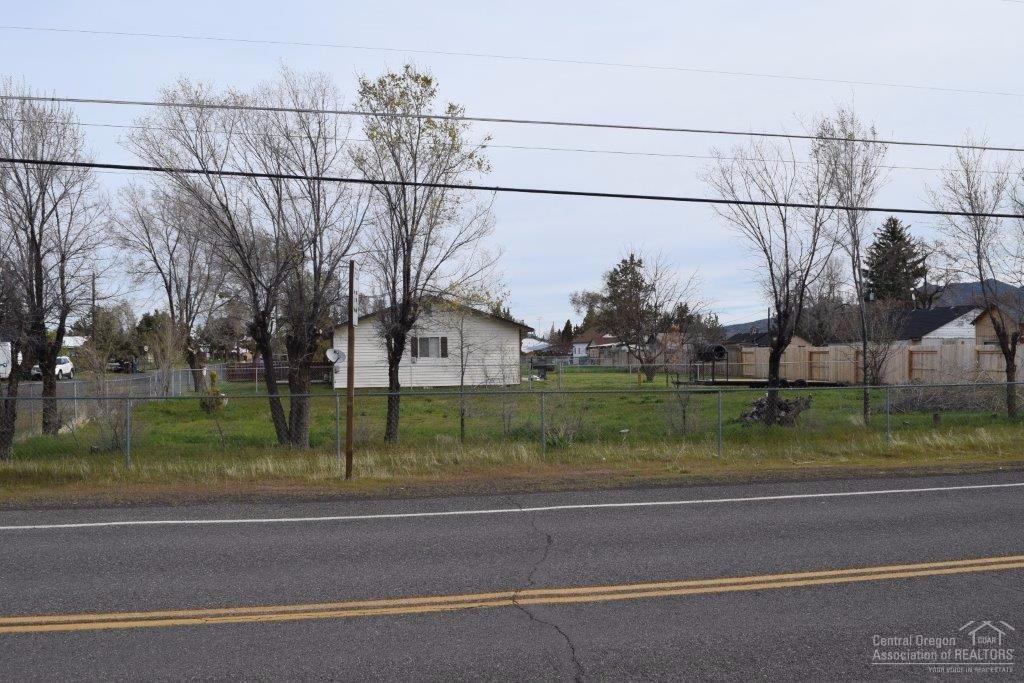 0Lots 1, 2, 3 NE Corner6th&C, Terrebonne, OR 97760