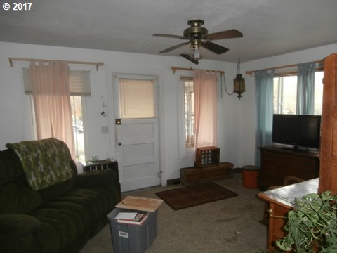 250 ASH CT, Arlington, OR 97812