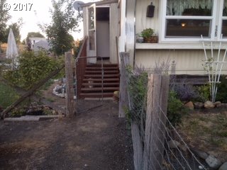 125 VAN BUREN ST, Athena, Or, OR 97813