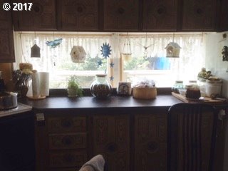 125 VAN BUREN ST, Athena, Or, OR 97813