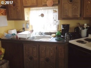125 VAN BUREN ST, Athena, Or, OR 97813