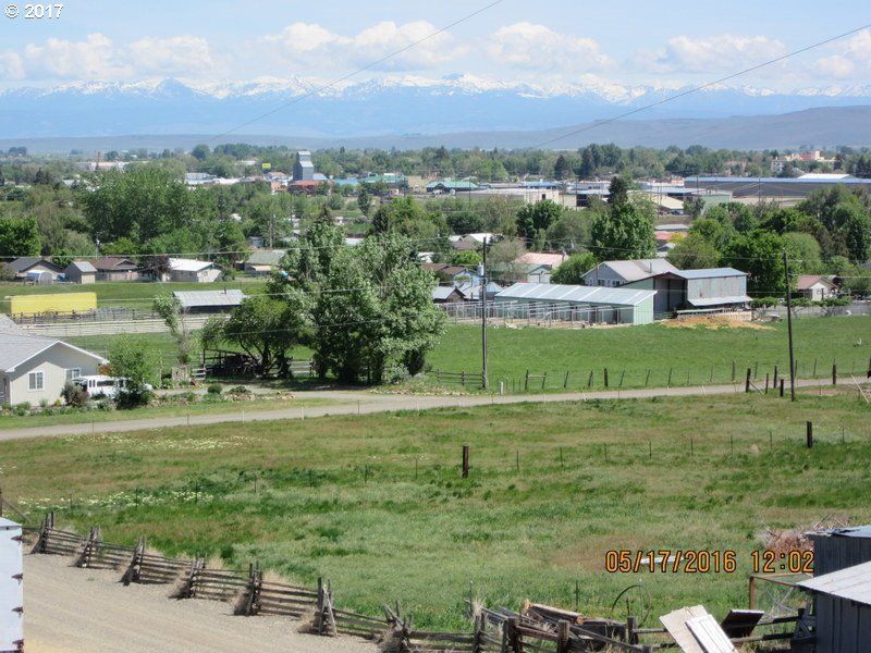 Grace, Baker City, OR 97814
