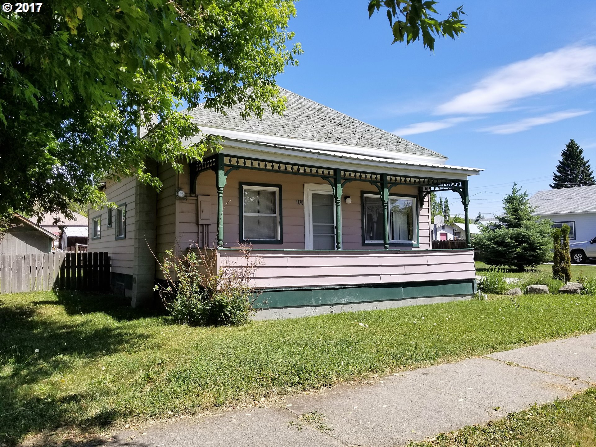 1170 WALNUT ST, Baker City, OR 97814