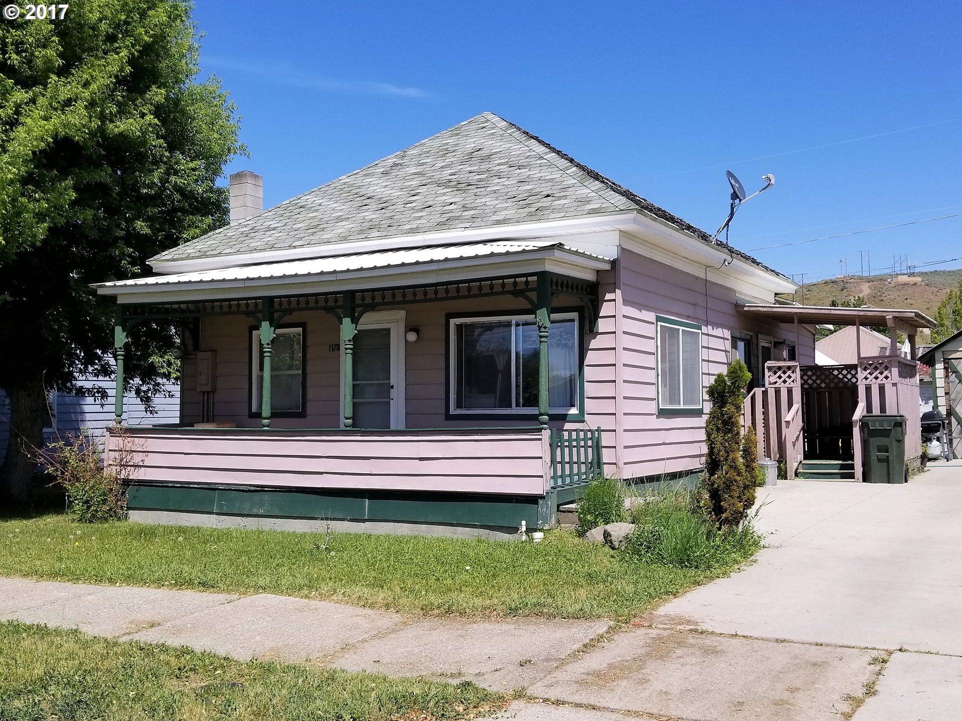 1170 WALNUT ST, Baker City, OR 97814