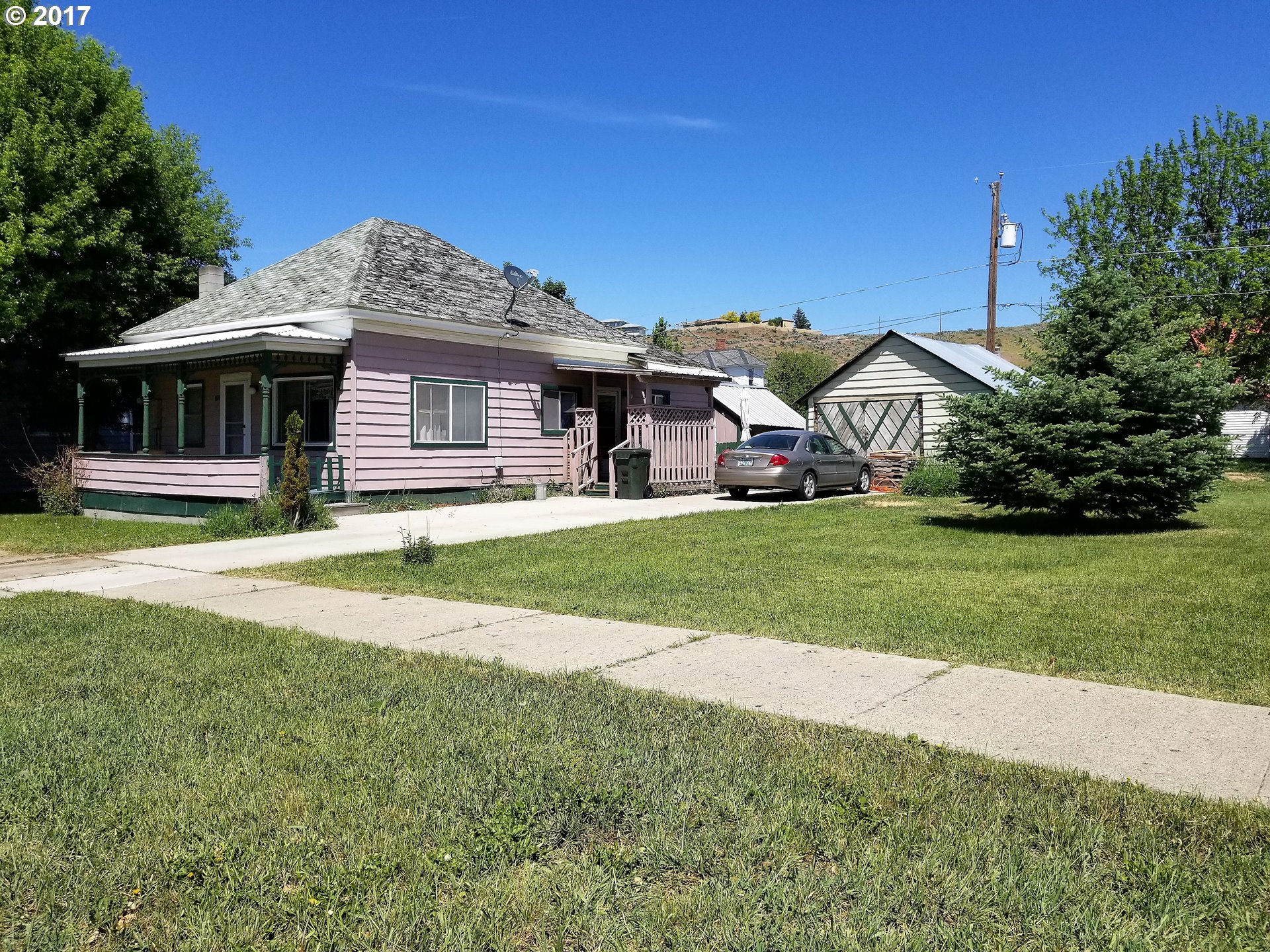 1170 WALNUT ST, Baker City, OR 97814