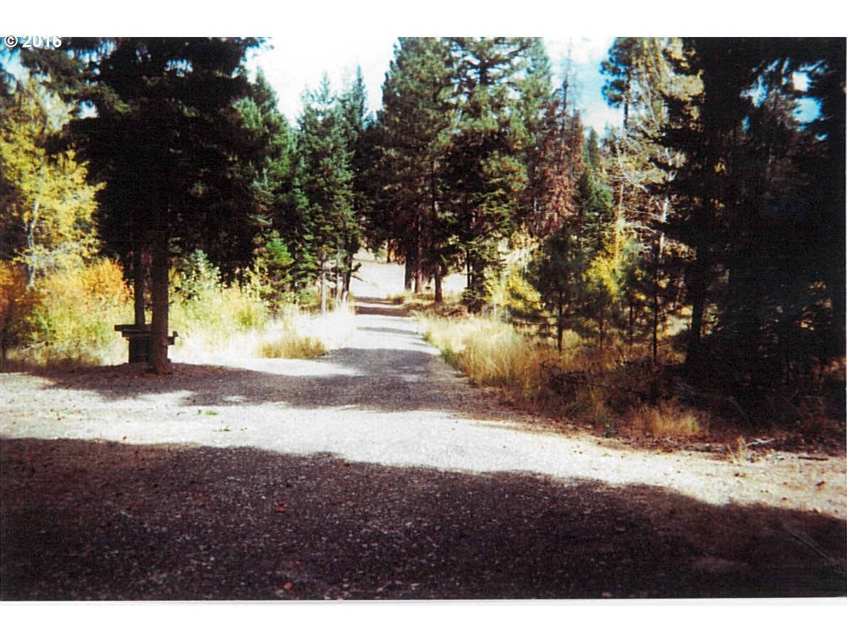 South Highway 395 HWY S, OR 97817
