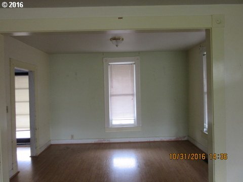 103 S POTTER ST, Condon, OR 97823