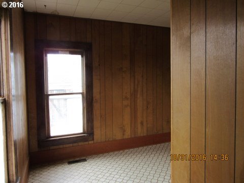 103 S POTTER ST, Condon, OR 97823