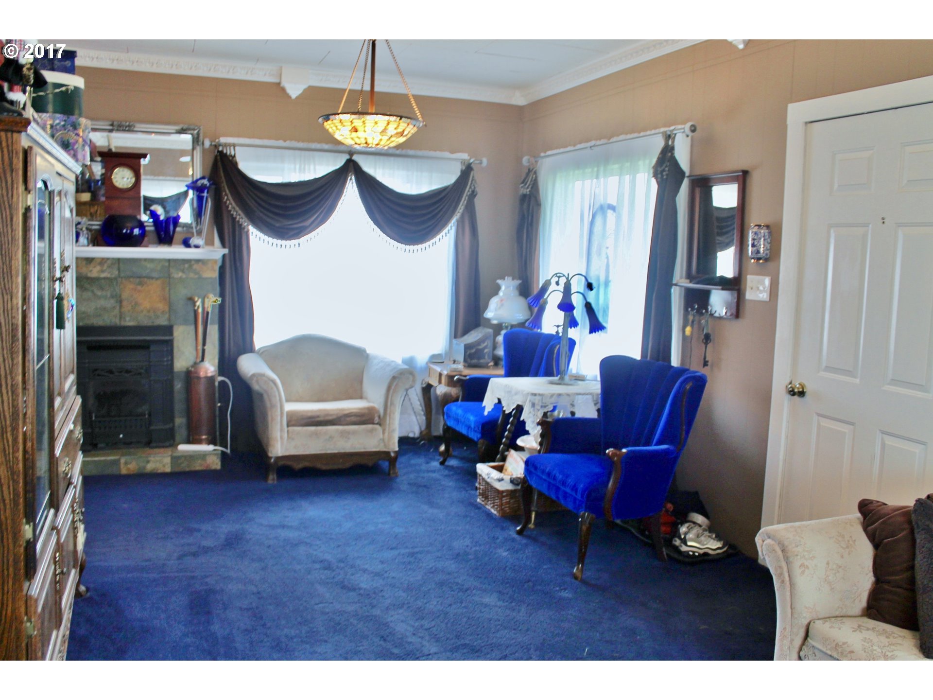 404 E PENNOYER ST, Condon, OR 97823