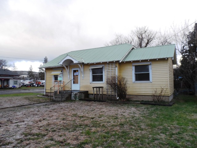 294 S 8th AveElgin, OR, 97827Union County