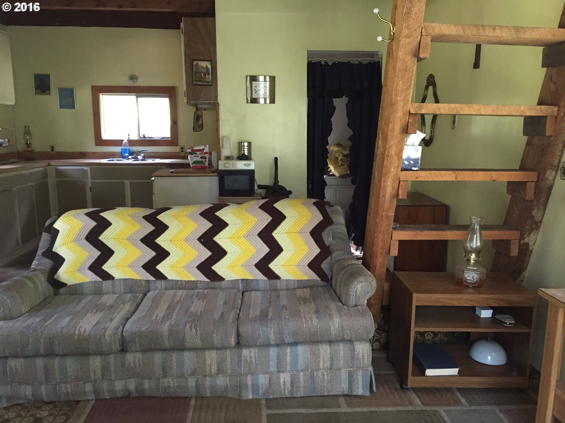 13972 PINE CRK LN, Haines, OR 97833
