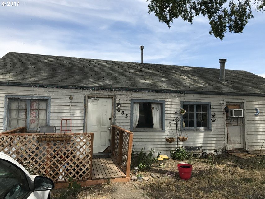 605 NE 8TH PL, Hermiston, OR 97838