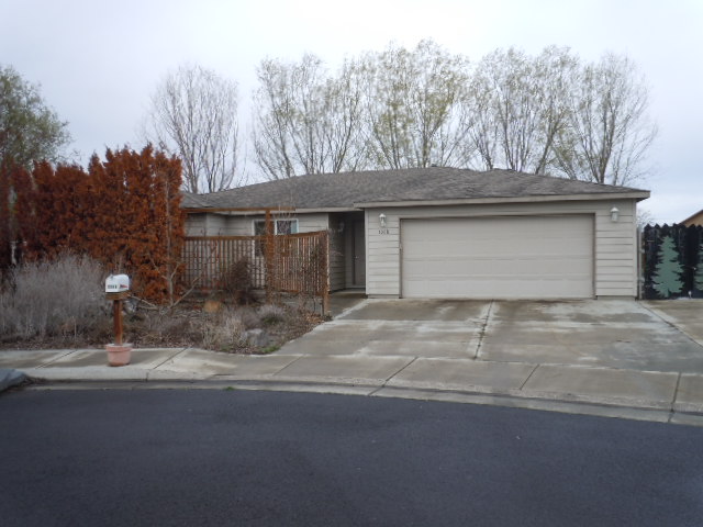 1068 West Hartley AveHermiston, OR, 97838Umatilla County