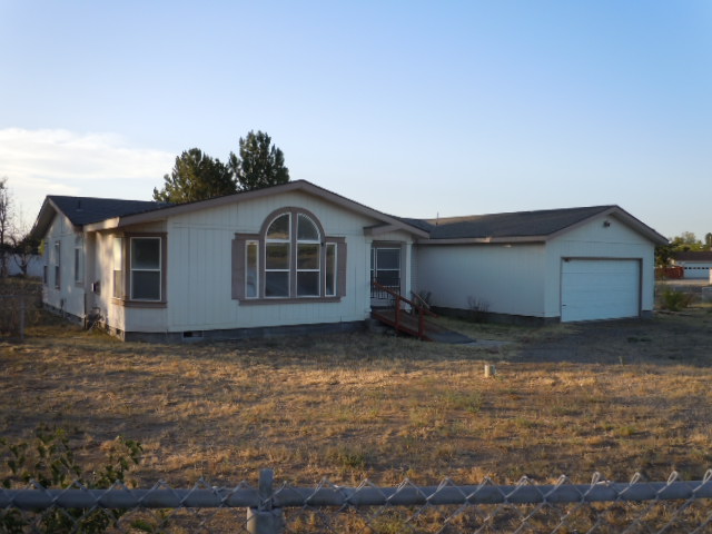 80400 Suzanna DrHermiston, OR, 97838Umatilla County