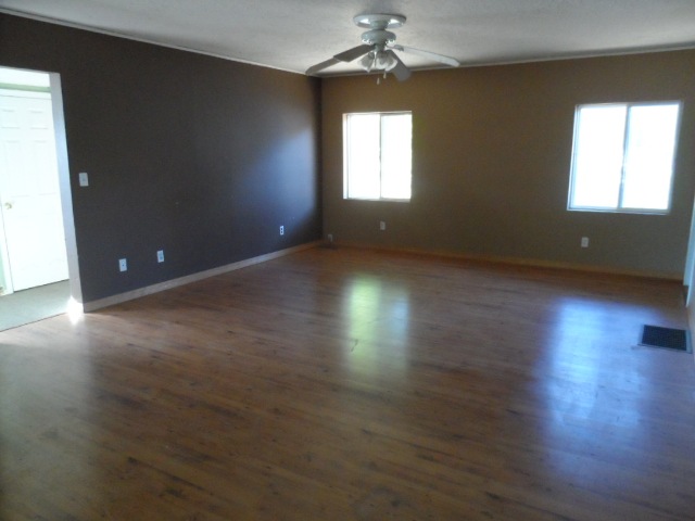 1421 U AvenueLa Grande, OR, 97850Union County