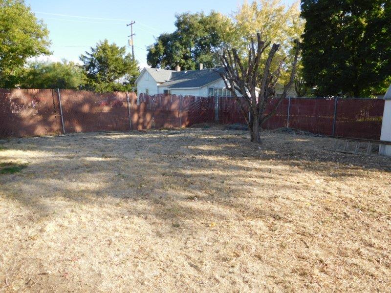 211 W Broadway AveMilton Freewater, OR, 97862Umatilla County
