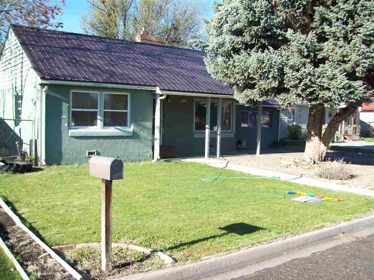 1077 SW 9th Ave., Ontario, OR 97914