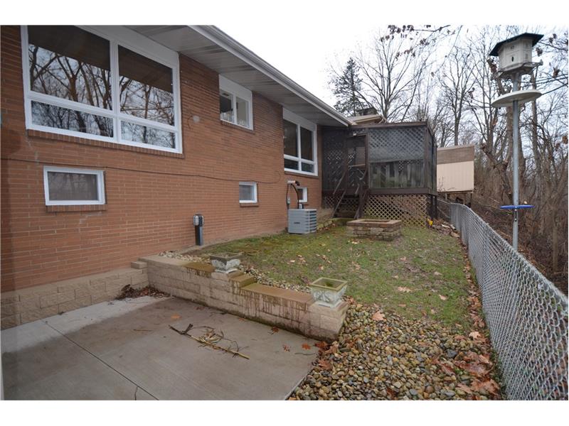 174 Grandview Way, Charleroi Boro, PA 15022