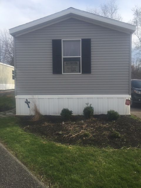 Redwood Estates 151 New Moon DriveOakdale, PA 15071
