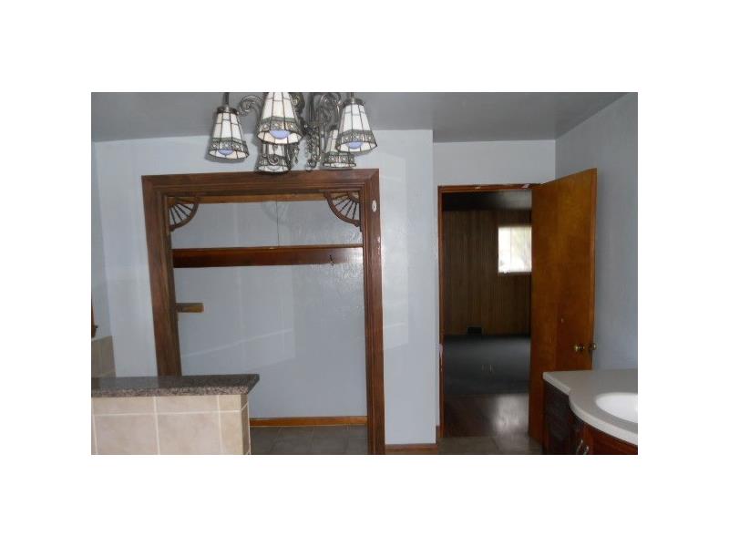 9448 Viewcrest Dr., McCandless, PA 15101