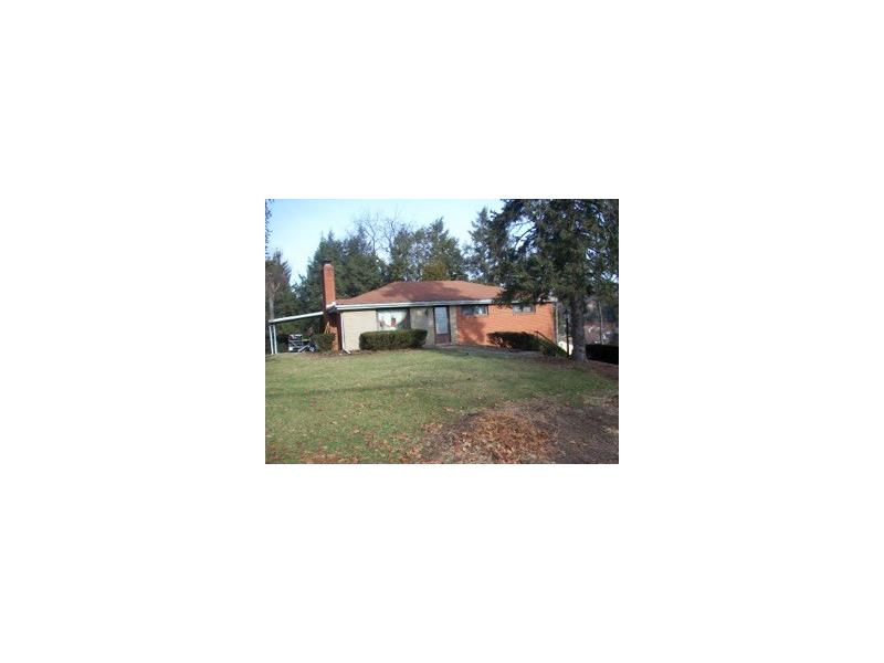 2740 W Munroe St, Bethel Park, PA 15102