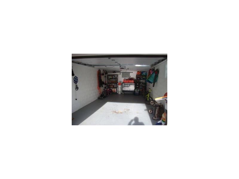 2740 W Munroe St, Bethel Park, PA 15102