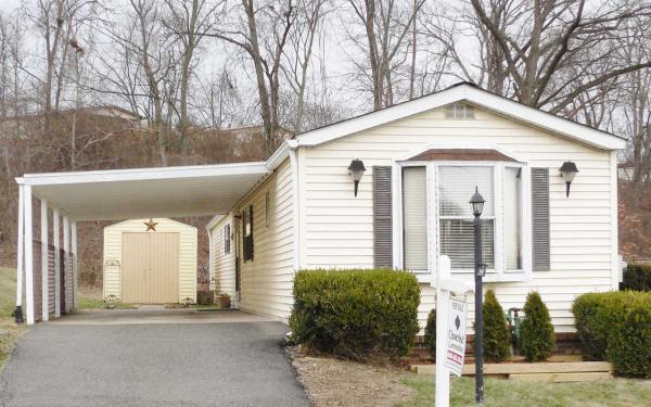 Cloverleaf Estates West144 Cloverleaf DriveCarnegie, PA 15106