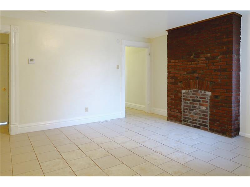 305 Lawn, Oakland, PA 15213