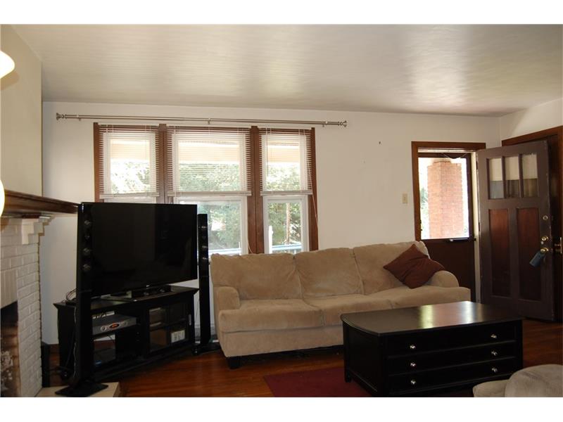 556 Greendale Avenue, Edgewood, PA 15218
