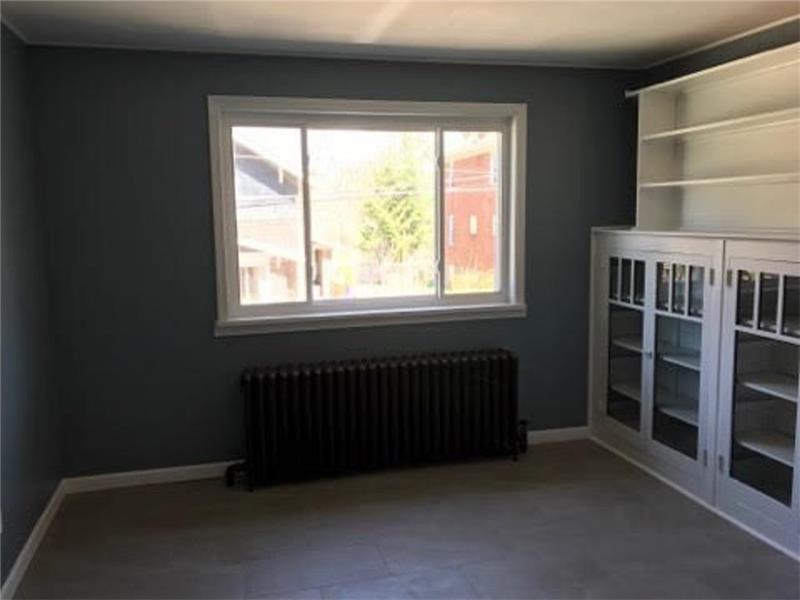 7334 Whipple St, Swissvale, PA 15218