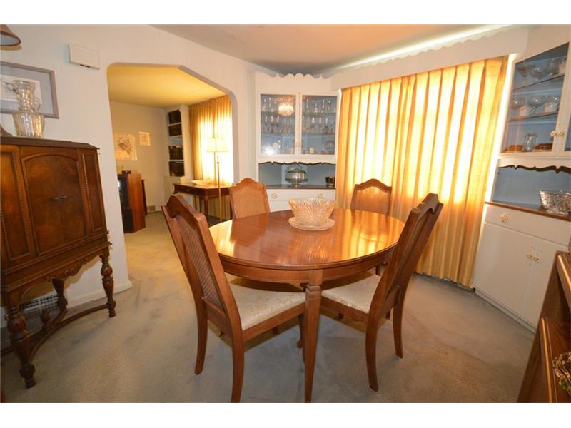 113 Mitchell Dr, Upper St. Clair, PA 15241