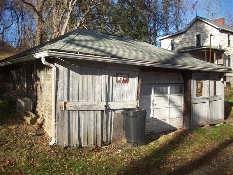 105Gilmore Road, Finleyville, PA 15332