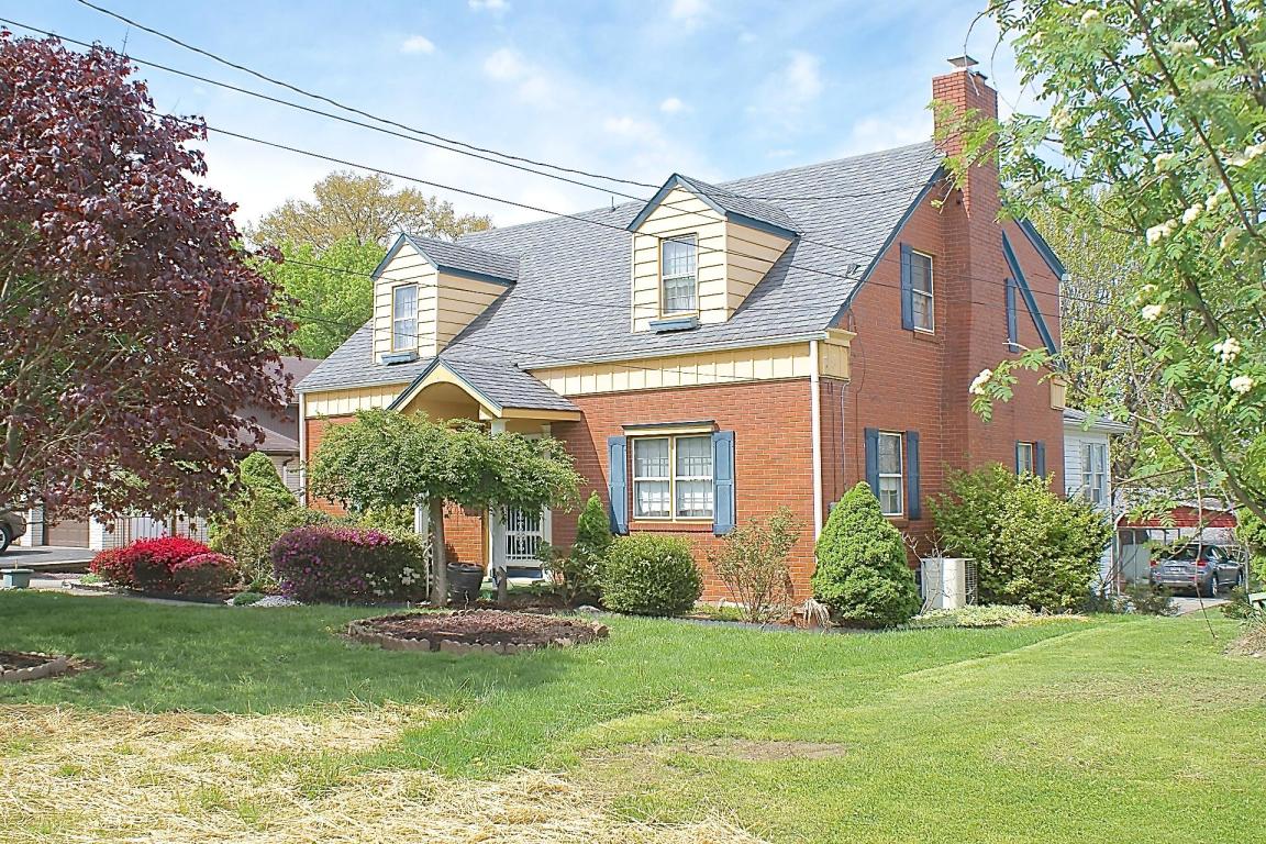 288 Derrick Avenue, Uniontown, PA 15401