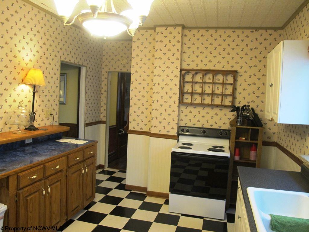 422 Walnut Street, Point Marion, PA 15474